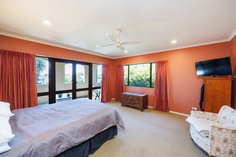 Photo of property in 232 Park Road, Hokowhitu, Palmerston North, 4410