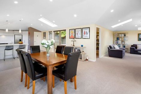 Photo of property in 23 Doris Gordon Crescent, Crofton Downs, Wellington, 6035