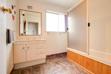 Photo of property in 65 Oldham Avenue, Onekawa, Napier, 4110