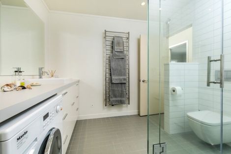 Photo of property in 4/66 Victoria Road, Devonport, Auckland, 0624