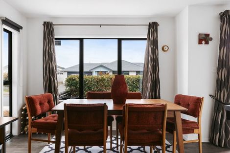 Photo of property in 56 Kuru Place, Papamoa, 3118