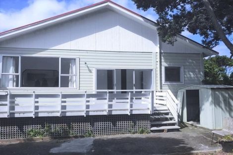 Photo of property in 82 Onepu Road, Kilbirnie, Wellington, 6022