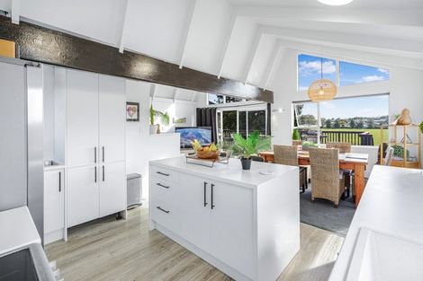 Photo of property in 16 Shelley Jane Place, Dinsdale, Hamilton, 3204