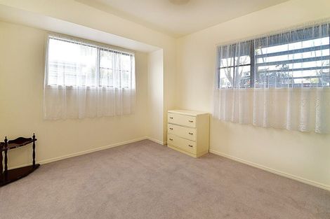Photo of property in 1295 Whangaparaoa Road, Army Bay, Whangaparaoa, 0930