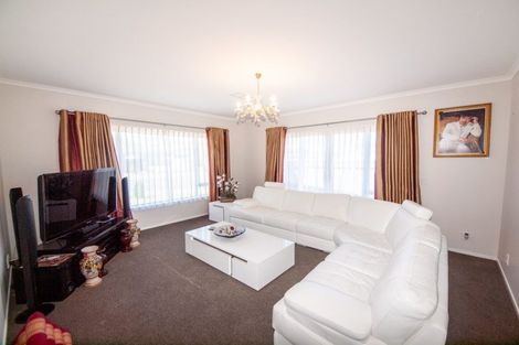 Photo of property in 8 Montego Place, Grenada Village, Wellington, 6037