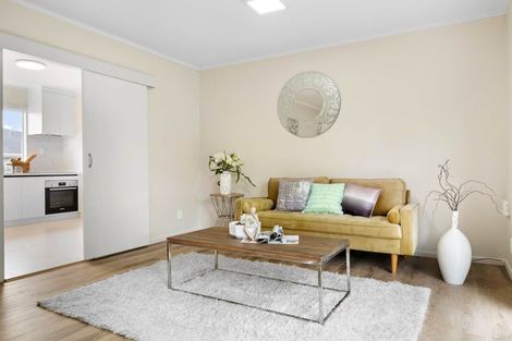 Photo of property in 1/4 Preston Avenue, Mount Albert, Auckland, 1025