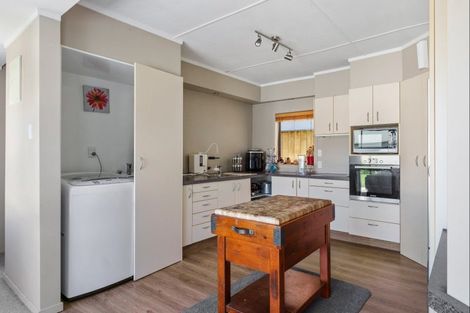 Photo of property in 6 Charles Street, Riverdale, Gisborne, 4010