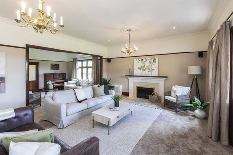 Photo of property in 121 Weston Road, St Albans, Christchurch, 8052