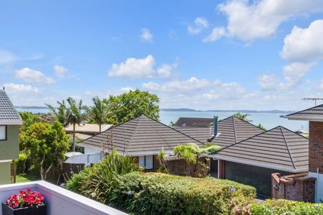 Photo of property in 1/180 Sandspit Road, Shelly Park, Auckland, 2014