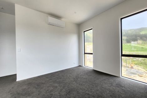 Photo of property in 36 Hokioi Drive, Kenepuru, Porirua, 5022