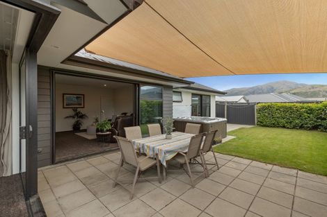 Photo of property in 5 Caledonian Place, Cromwell, 9310