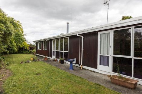 Photo of property in 28 Cadman Street, Dannevirke, 4930