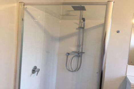 Photo of property in 2/4046 Great North Road, Glen Eden, Auckland, 0602