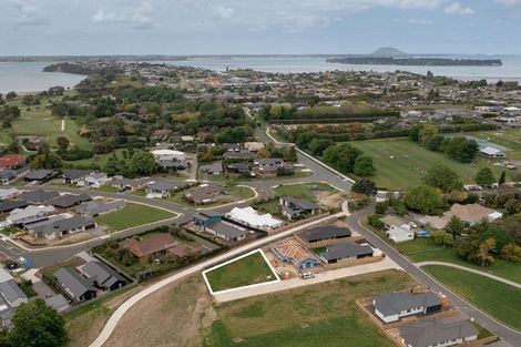 Photo of property in 49d Western Avenue, Omokoroa, 3172