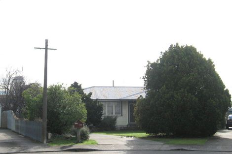 Photo of property in 100 Conway Street, Mayfair, Hastings, 4122