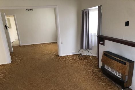 Photo of property in 3 Junction Street, Fairfield, Lower Hutt, 5011