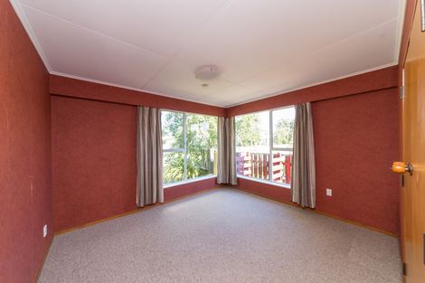Photo of property in 23 Raglan Avenue, Cloverlea, Palmerston North, 4412