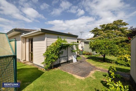 Photo of property in 35 Links View Drive, Omokoroa, 3114