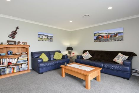 Photo of property in 27 Mortlake Heights, Pyes Pa, Tauranga, 3112