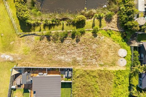 Photo of property in 68 Weka Street, Mangawhai, 0505