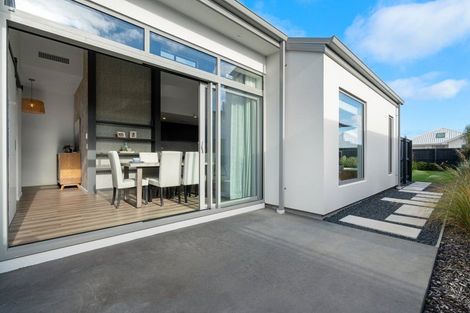 Photo of property in 27 Finstock Way, Rolleston, 7614