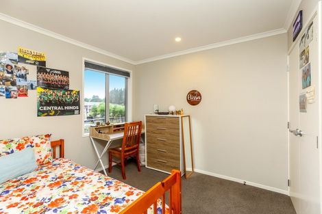 Photo of property in 37 Ainslee Street, Highlands Park, New Plymouth, 4312