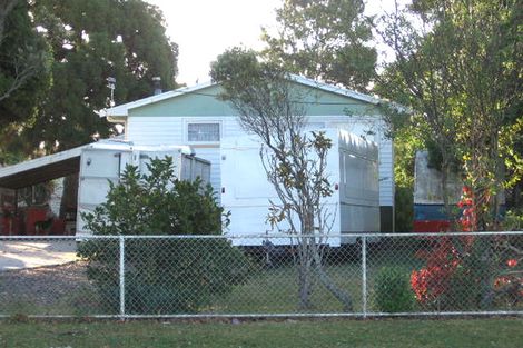 Photo of property in 110 Hepburn Road, Glendene, Auckland, 0602