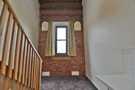 Photo of property in 37 Dowling Street, Dunedin Central, Dunedin, 9016