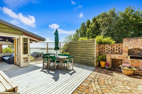 Photo of property in 32 Brigantine Drive, Beach Haven, Auckland, 0626
