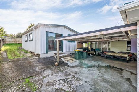 Photo of property in 92 Fisher Crescent, Otara, Auckland, 2023