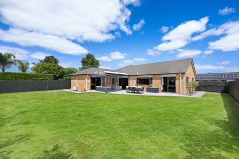 Photo of property in 17 Grasmere Court, Huntington, Hamilton, 3210