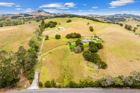 Photo of property in 5150a Kaipara Coast Highway, Wellsford, 0972
