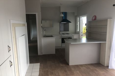 Photo of property in 56 Old Wairoa Road, Papakura, 2110