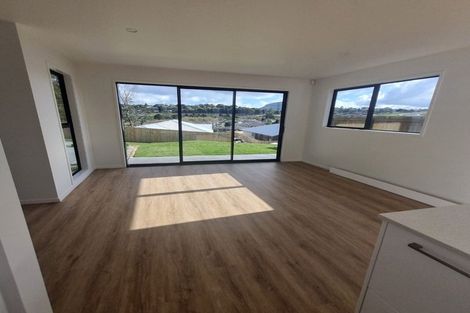 Photo of property in 7 Monterey Rise, Te Kamo, 0112