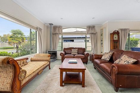 Photo of property in 10 Malbec Way, Greenmeadows, Napier, 4112