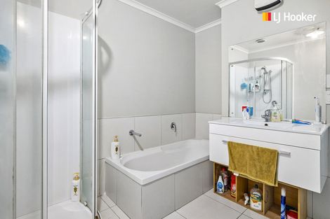 Photo of property in 34 Sutherland Street, Dunedin Central, Dunedin, 9016