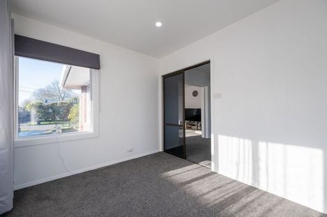 Photo of property in 9 Bevington Street, Avonhead, Christchurch, 8042