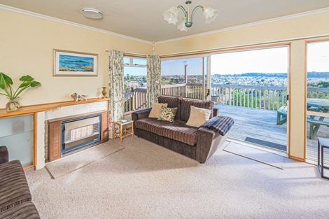 Photo of property in 25 Wairere Road, Bastia Hill, Whanganui, 4500