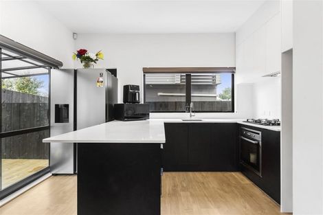 Photo of property in 8b Edgar Pearce Place, Howick, Auckland, 2014