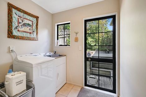 Photo of property in 1/8 Rifleman Rise, Unsworth Heights, Auckland, 0632