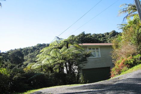 Photo of property in 17 Weenink Road, Karoro, Greymouth, 7805