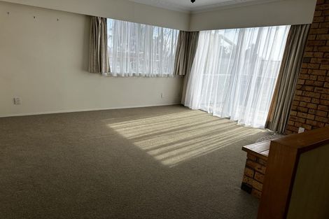 Photo of property in 12 Halberg Street, Papakura, 2110