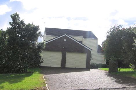 Photo of property in 27 Paulownia Place, Totara Heights, Auckland, 2105