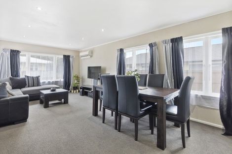 Photo of property in 22 Fenwick Crescent, Hillcrest, Hamilton, 3216