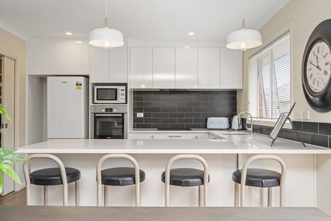 Photo of property in 9 Clifford Close, Leamington, Cambridge, 3432