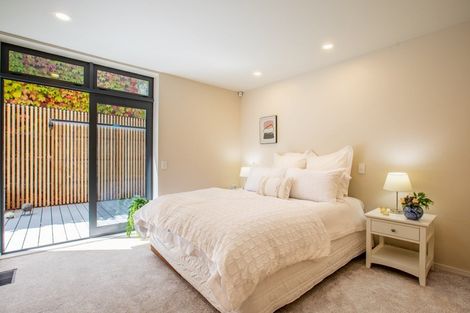 Photo of property in 1/308 Oriental Parade, Oriental Bay, Wellington, 6011