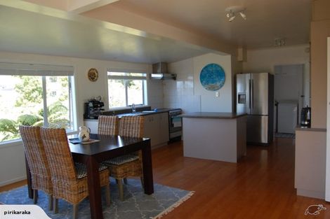 Photo of property in 29 Hebron Road, Waiake, Auckland, 0630