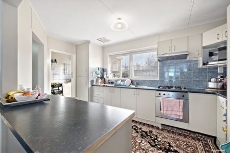 Photo of property in 19b Gifford Road, Papatoetoe, Auckland, 2025