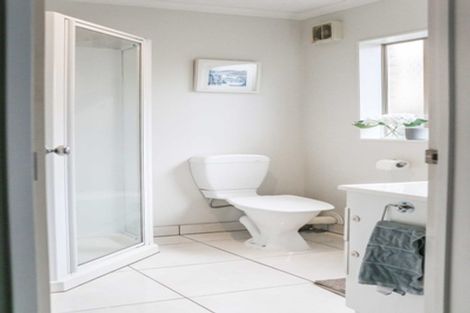 Photo of property in 15b Tide Close, Mount Wellington, Auckland, 1060