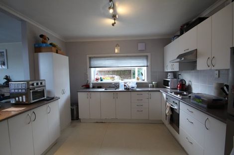 Photo of property in 4/17-19 Neal Avenue, Glenfield, Auckland, 0629